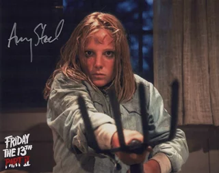 Amy Steel autograph
