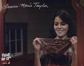 Lauren-Marie Taylor autograph