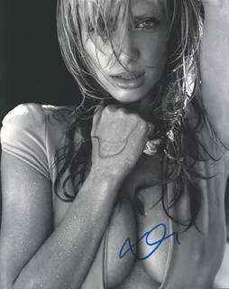 Dylan Penn autograph