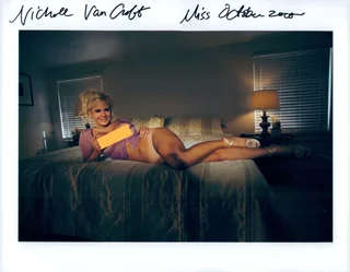 Nichole Van Croft autograph