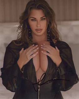 Rachael Brook autograph