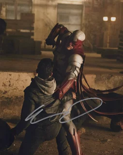 Alan  Ritchson autograph