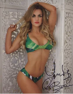 Lindsay Benay autograph