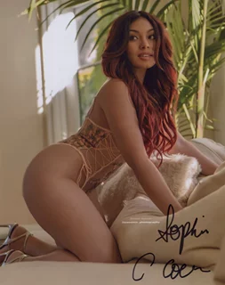 Sophia Camille Collier autograph