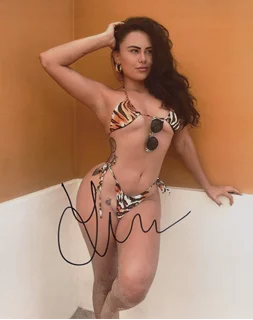 Geraldine Moreno autograph