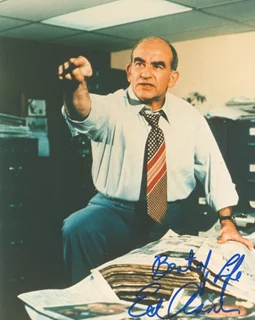 Ed Asner autograph