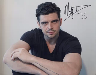 Micah Parker autograph