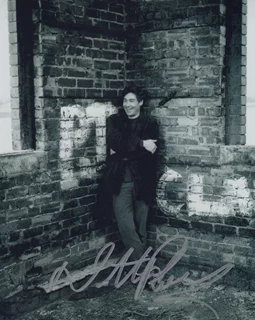 Nathaniel Parker autograph