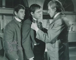 Derek Fowlds autograph