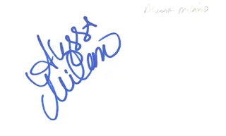 Alyssa Milano autograph