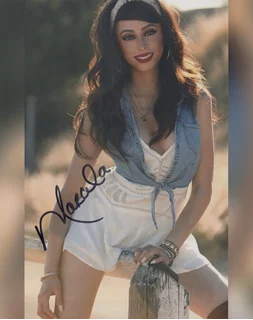 Marcela Navarrete autograph