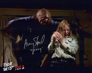 Amy Steel autograph