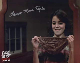 Lauren-Marie Taylor autograph