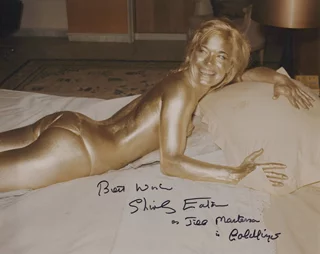 Shirley Eaton autograph