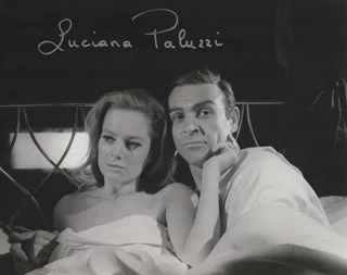 Luciana Paluzzi autograph