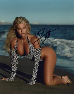 Holly Barker autograph