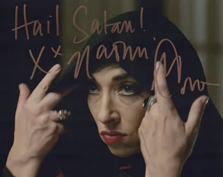 Naomi Grossman autograph