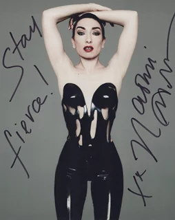 Naomi Grossman autograph