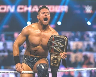 Mike Mizanin autograph