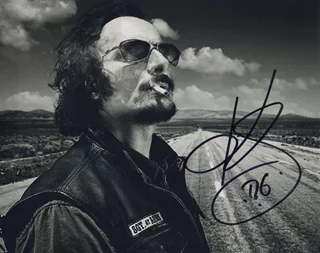 Kim Coates autograph