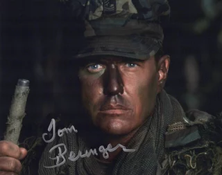 Tom Berenger autograph