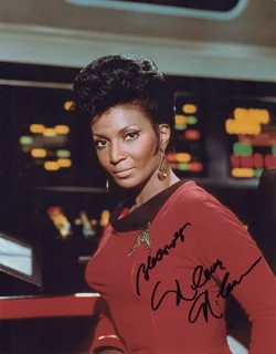 Nichelle Nichols autograph