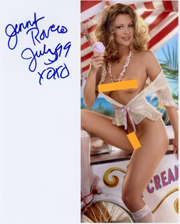 Jennifer Rovero autograph