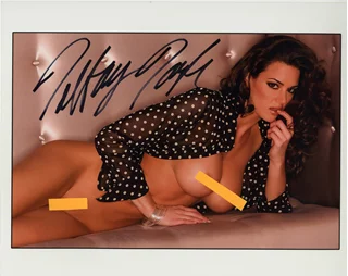 Tiffany Taylor autograph