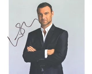 Liev Schreiber autograph