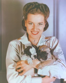 Maureen O'Hara autograph
