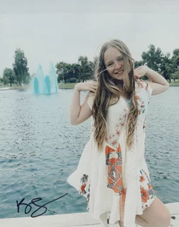 Kenzie Couch autograph