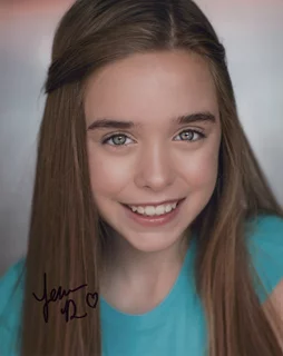 Jenna Davis autograph