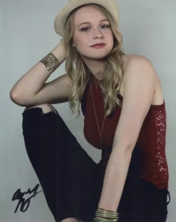 Rachelle Henry autograph