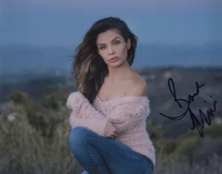 Brenda Mejia autograph