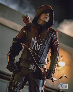 Colton Haynes autograph