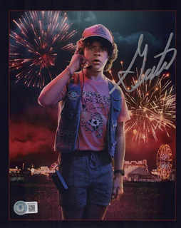 Gaten Matarazzo autograph