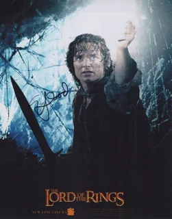 Elijah Wood autograph