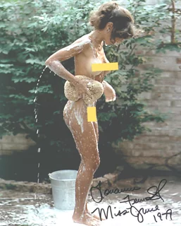 Louann Fernald autograph