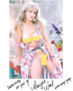 Monique Noel autograph