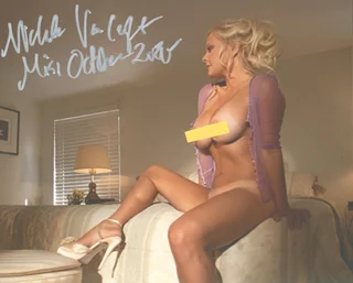 Nichole Van Croft autograph