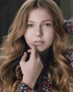 Lilo Baier autograph