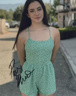 Paris Bravo autograph