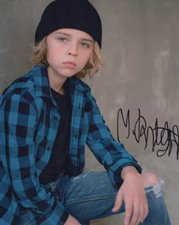 Marik Knight autograph