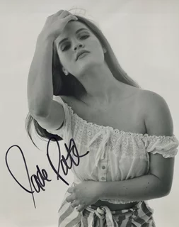 Jade Patteri autograph
