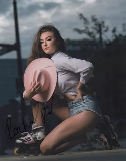 Rachel Pizzolato autograph