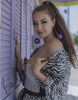 Rachel Pizzolato autograph