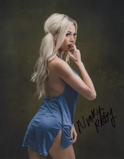 Nicky Kitty autograph