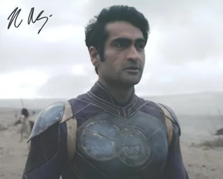 Kumail Nanjiani autograph