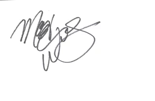 Mary Elizabeth Winstead autograph