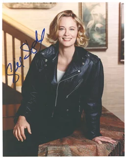 Cybill Shepherd autograph